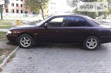 Седан Mazda 626 1993 в Каменец-Подольском