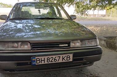 Седан Mazda 626 1988 в Одессе