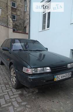 Седан Mazda 626 1989 в Львове