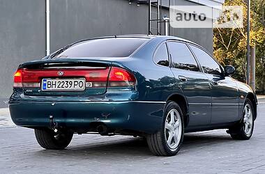 Хетчбек Mazda 626 1993 в 