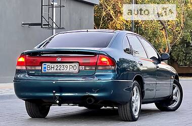 Хетчбек Mazda 626 1993 в 