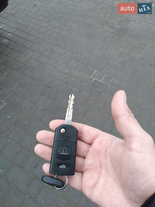 Купе Mazda 626 1988 в Одессе