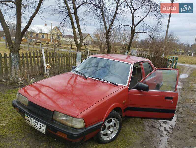 Седан Mazda 626 1986 в Луцке фото Седан Mazda 626 1986 в Луцке