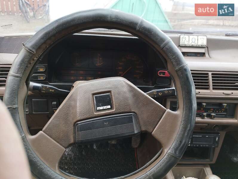 Седан Mazda 626 1986 в Луцке фото 9 Седан Mazda 626 1986 в Луцке