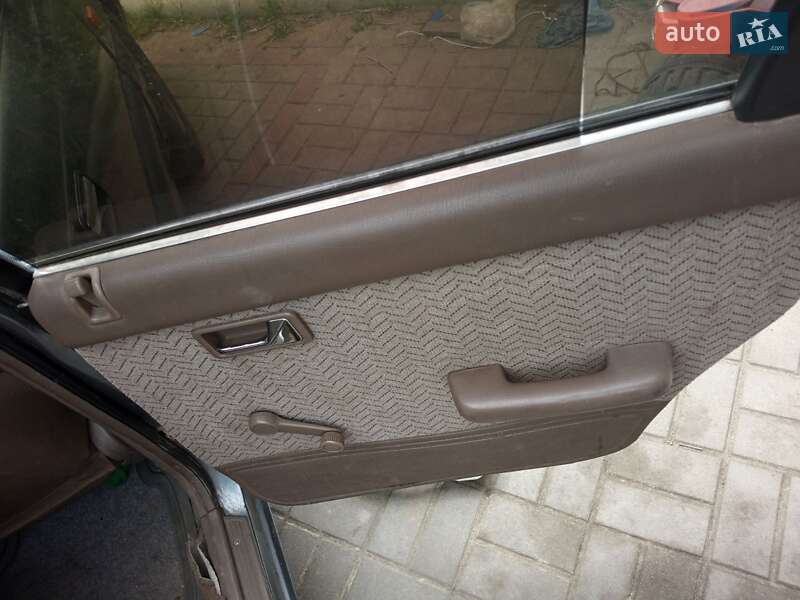 Хетчбек Mazda 626 1989 в Ірпені