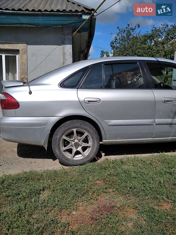 Хэтчбек Mazda 626 2001 в Теплике