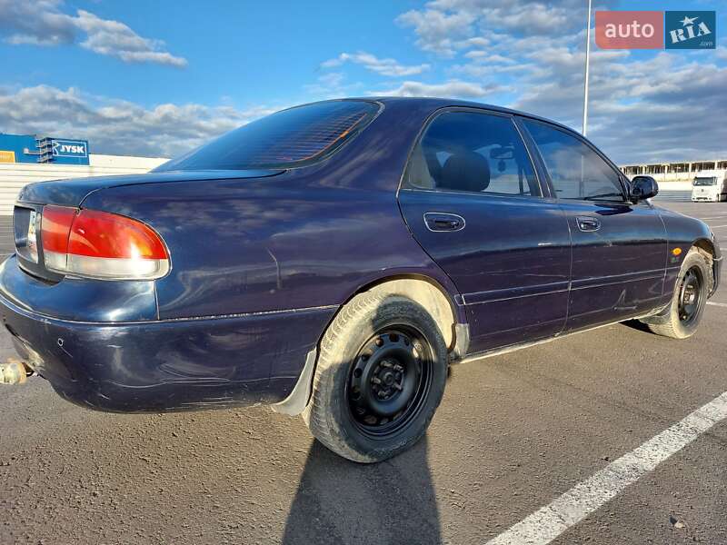 Седан Mazda 626 1996 в Львове
