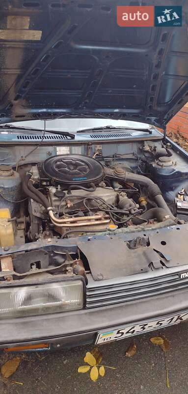 Седан Mazda 626 1988 в Славутичі