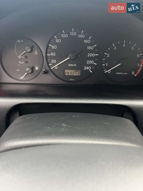 Хэтчбек Mazda 626 1998 в Ивано-Франковске