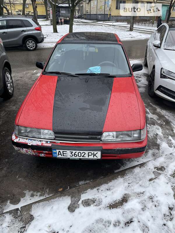 Седан Mazda 626 1991 в Николаеве