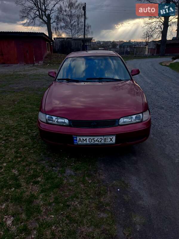 Хэтчбек Mazda 626 1995 в Звягеле