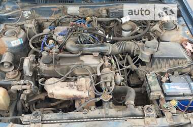 Универсал Mazda 626 1988 в 