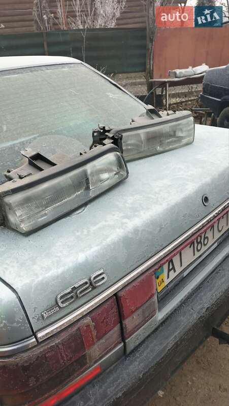 Седан Mazda 626 1991 в Виноградове