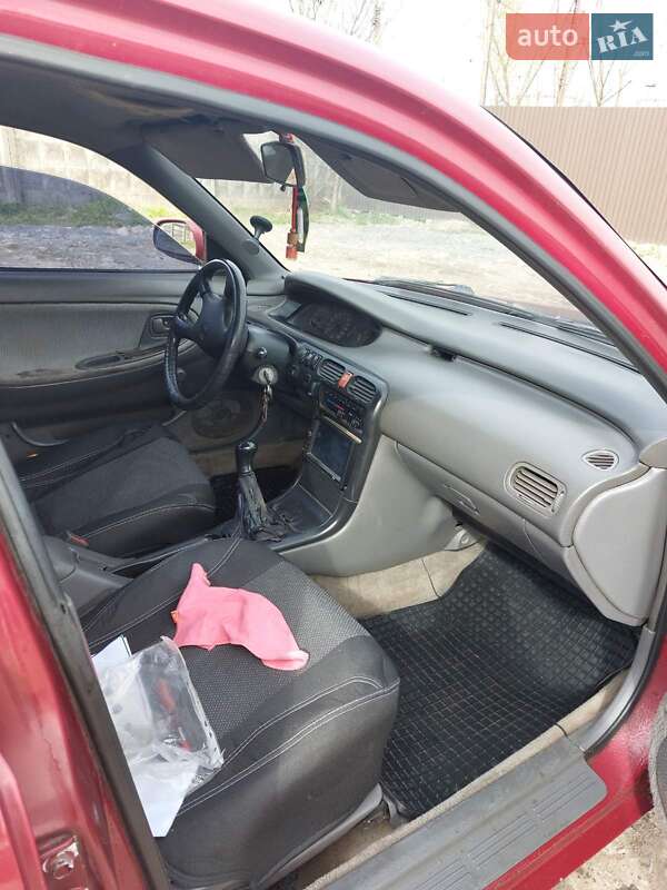 Седан Mazda 626 1992 в Ужгороде
