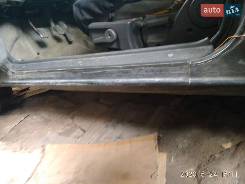 Седан Mazda 626 1987 в Киеве