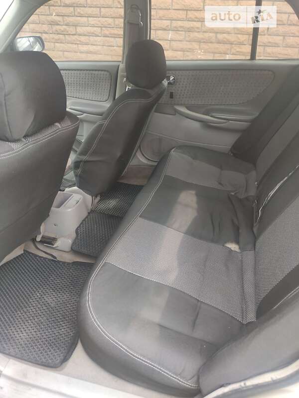 Хэтчбек Mazda 626 2000 в Коблеве