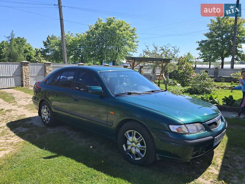 Седан Mazda 626 1999 в Долині