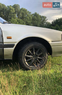 Седан Mazda 626 1987 в Миргороде