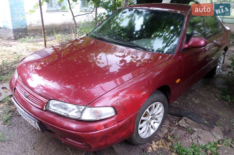 Седан Mazda 626 1993 в Апостолово
