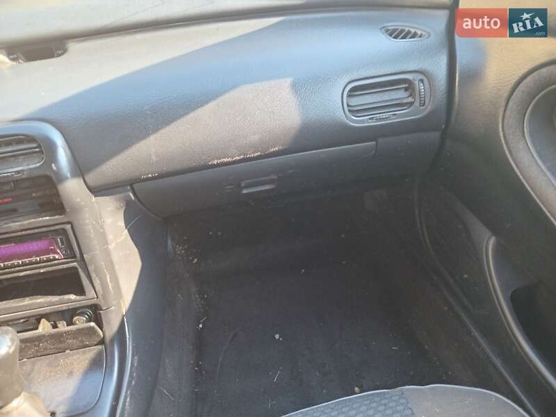 Седан Mazda 626 1995 в Черновцах