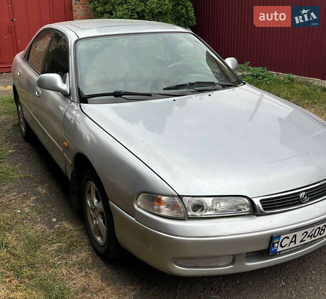 Седан Mazda 626 1996 в Городище