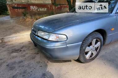Хетчбек Mazda 626 1993 в 