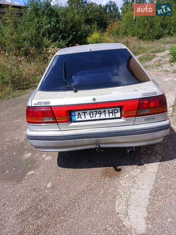 Хэтчбек Mazda 626 1991 в Калуше
