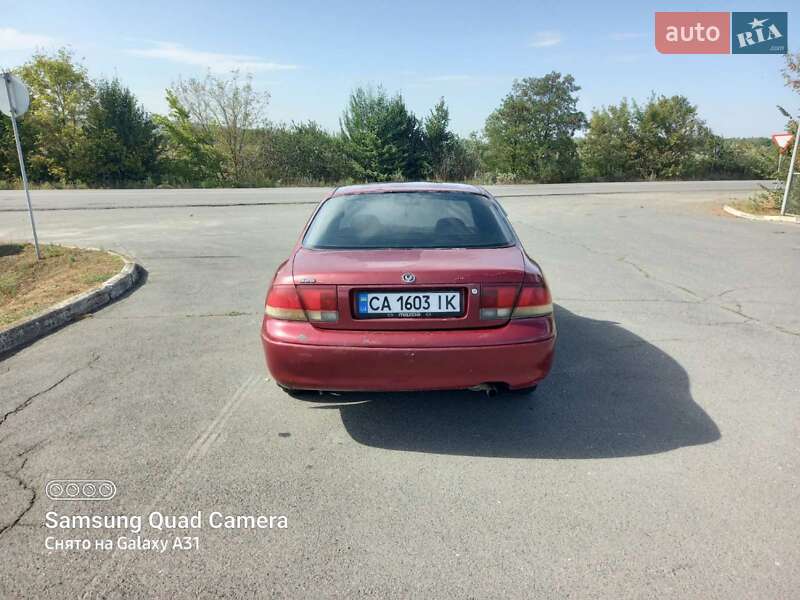 Седан Mazda 626 1994 в Смеле