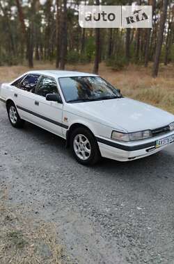 Хэтчбек Mazda 626 1990 в Краснокутске