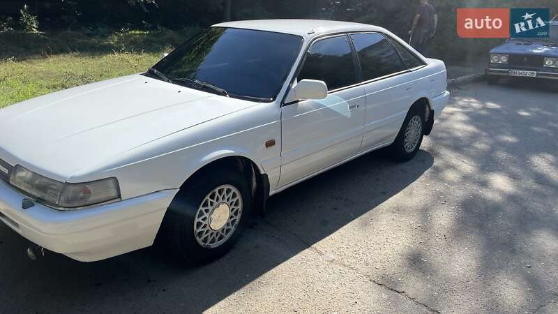 Хэтчбек Mazda 626 1990 в Южном