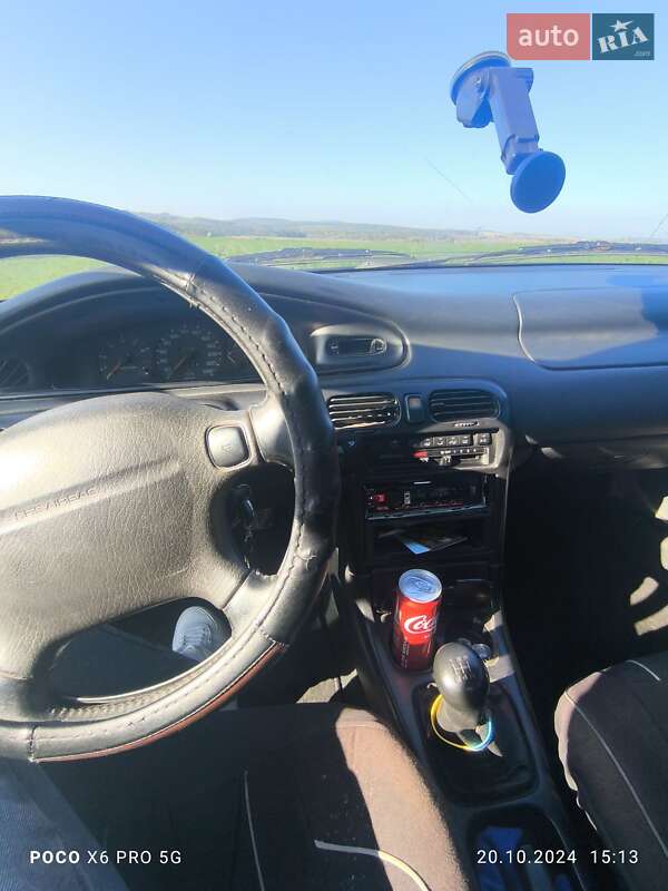 Хетчбек Mazda 626 1996 в Чернівцях