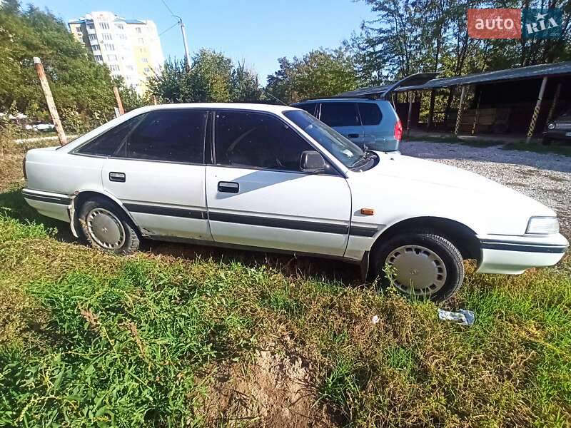 Хэтчбек Mazda 626 1989 в Николаеве фото 4 Хэтчбек Mazda 626 1989 в Николаеве