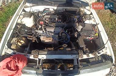 Хэтчбек Mazda 626 1989 в 