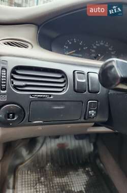 Хетчбек Mazda 626 1994 в 