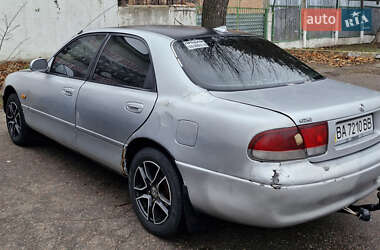 Седан Mazda 626 1996 в Херсоне