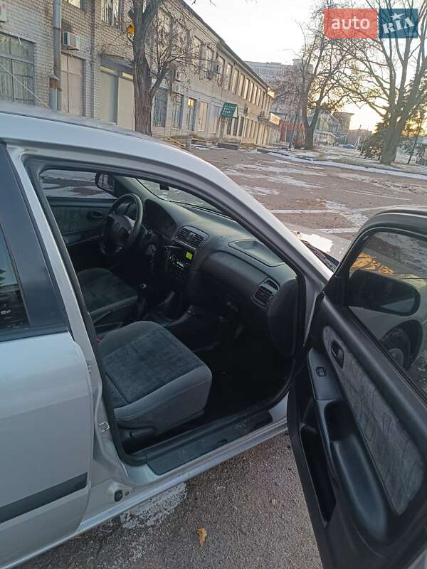 Седан Mazda 626 1998 в Днепре