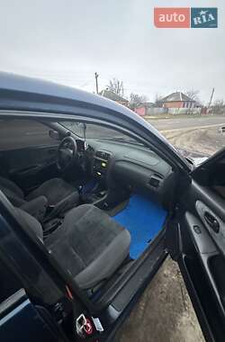 Седан Mazda 626 1998 в Чугуеве