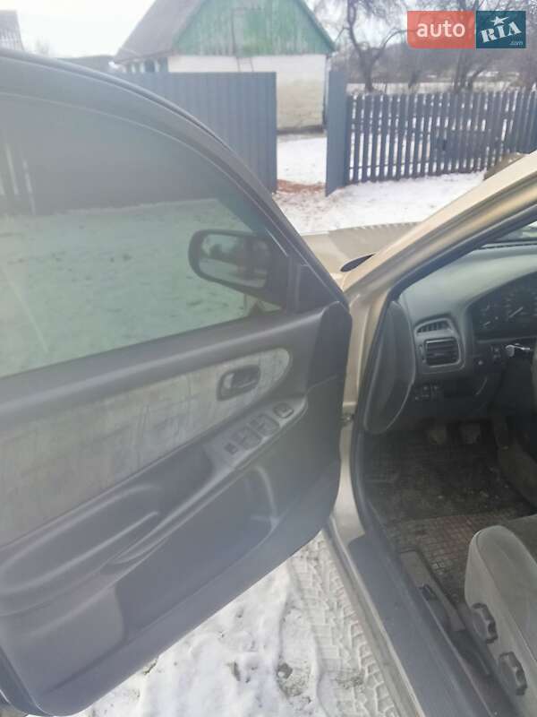 Хетчбек Mazda 626 1998 в Ємільчиному фото 10 Хетчбек Mazda 626 1998 в Ємільчиному