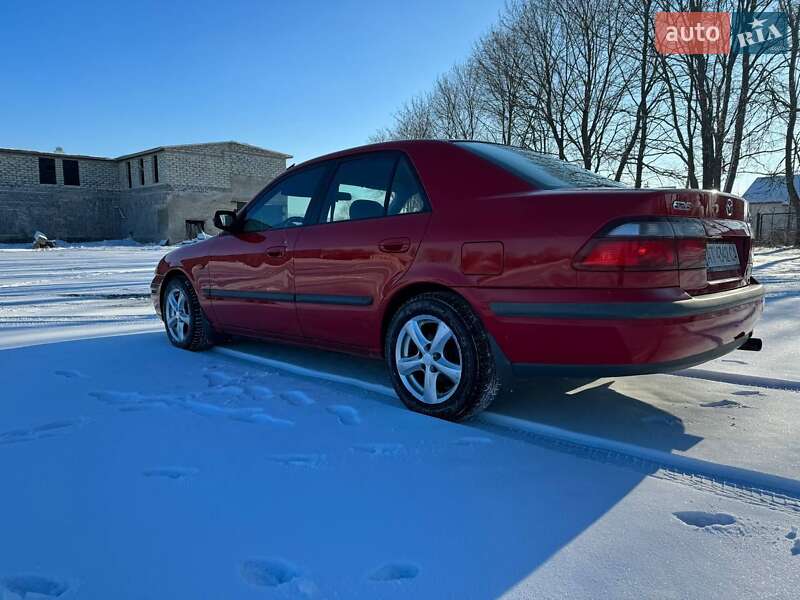 Седан Mazda 626 1998 в Жидачове