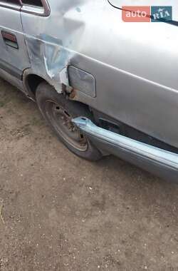 Седан Mazda 626 1987 в Одесі