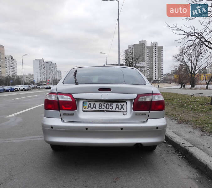 Хэтчбек Mazda 626 2000 в Киеве