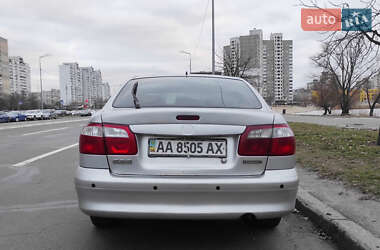 Хэтчбек Mazda 626 2000 в 