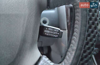 Хэтчбек Mazda 626 2000 в 
