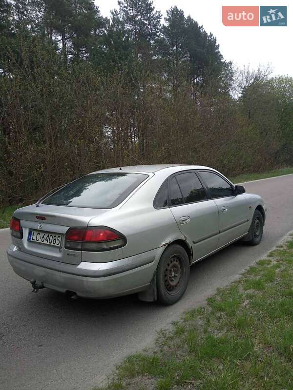 Седан Mazda 626 1999 в Ровно