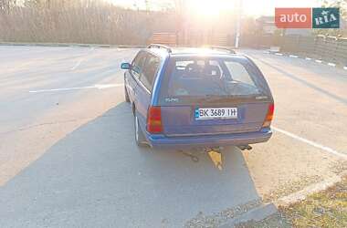 Універсал Mazda 626 1995 в Рівному