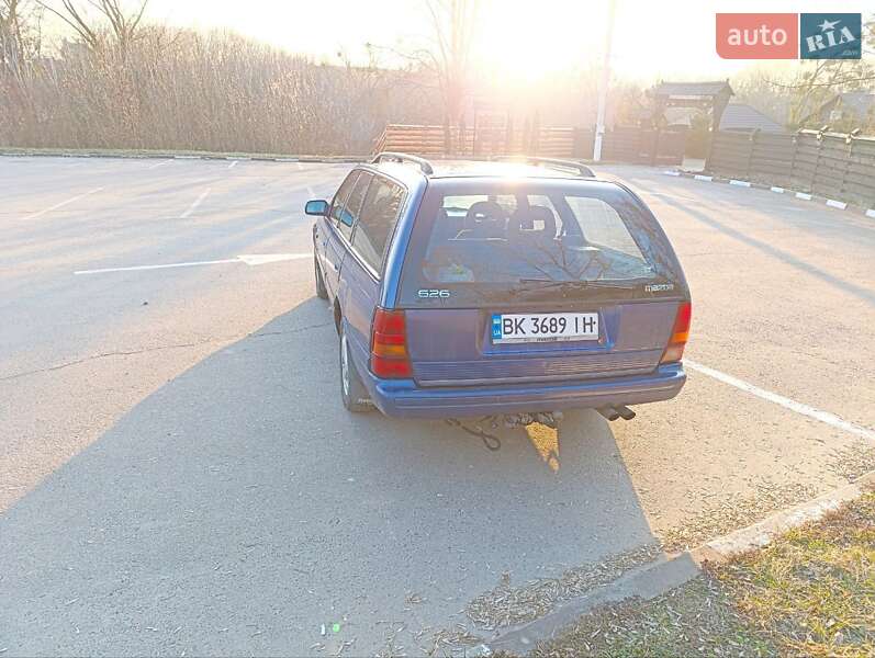 Універсал Mazda 626 1995 в Рівному
