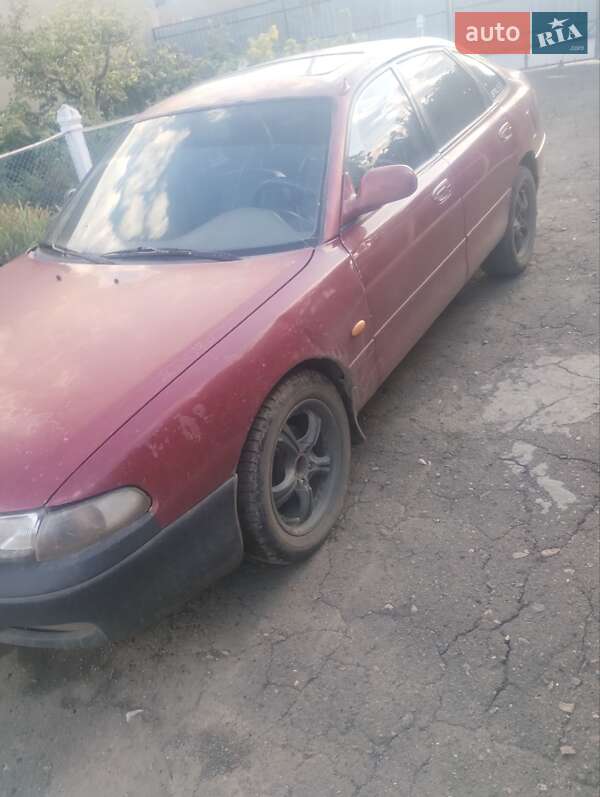 Хэтчбек Mazda 626 1993 в Татарбунарах