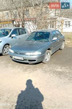 Седан Mazda 626 1993 в Здолбуніві