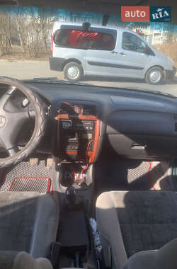 Универсал Mazda 626 2000 в 