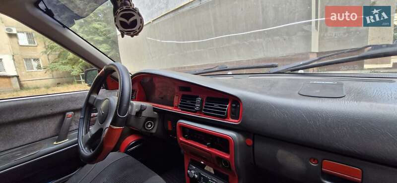 Седан Mazda 626 1989 в Одессе